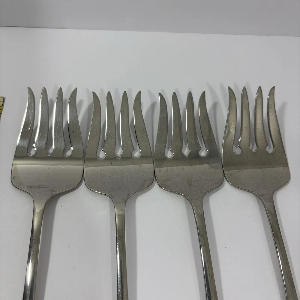 Oneida Westgate Royal Crest Set of 4 Cold Meat Fork USA Made